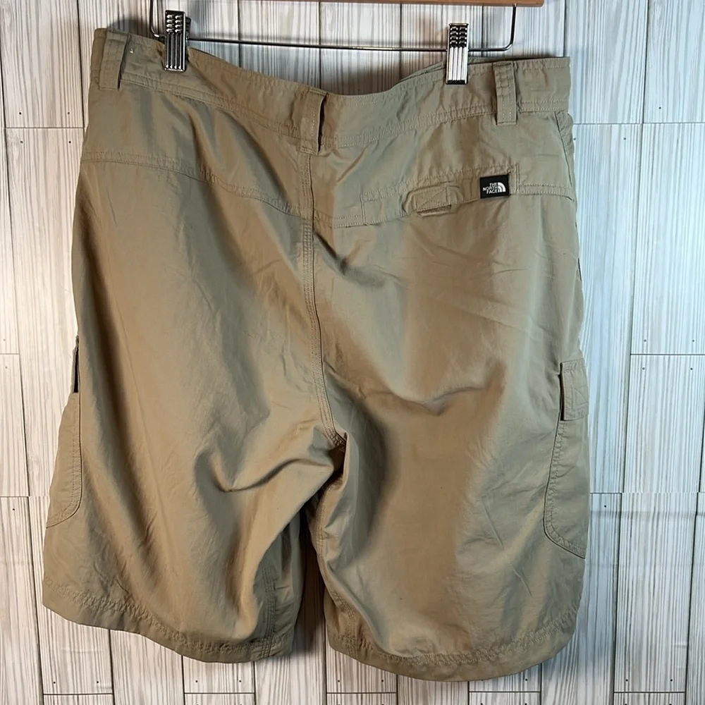 The North Face Men’s‎ Horizon Nylon Cargo Utility Hiking Shorts Beige Size 34